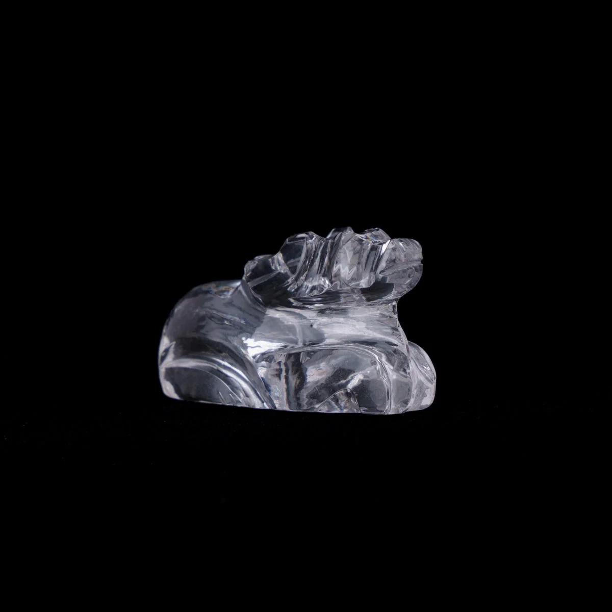 Nandi Idol - 0.75 Inch | Sphatik Nandhi Statue for Pooja/ 10 Gms Approx - Image 3