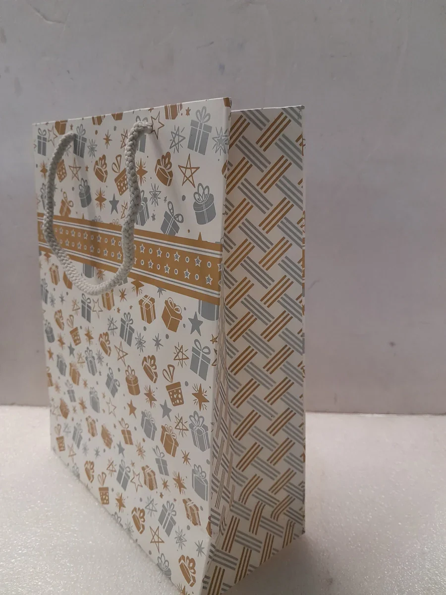 Paper Bag - 7 x 9 x 3 Inches | Return Gift Bag for Wedding - Image 4