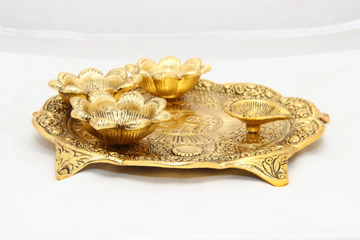 Pooja Thali with 4 Deep - 1 x 7.5 Inches | Aluminium 4 Lamp Thali Plate/ Gold Polish Diya Plate for Pooja - Image 4