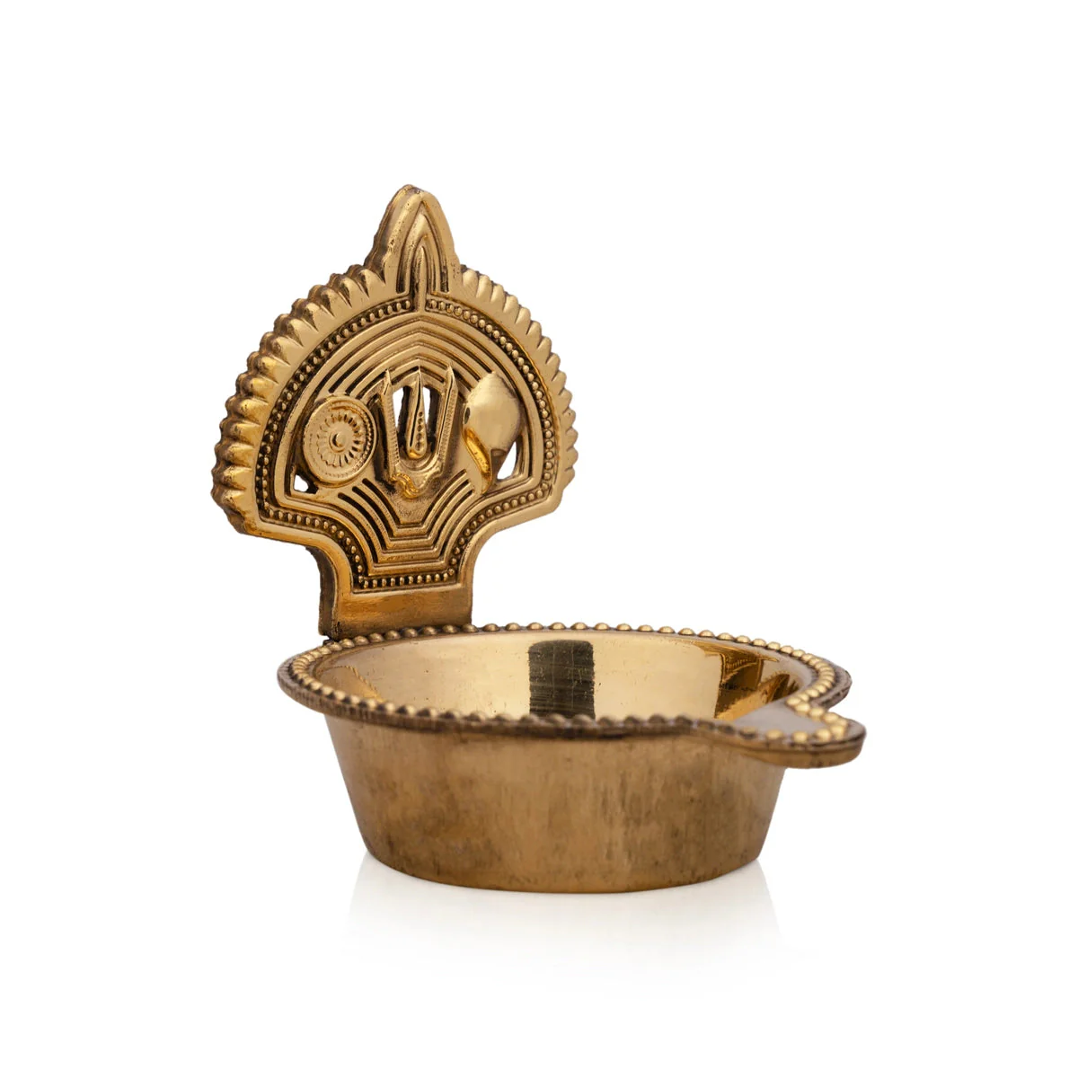 Shanku Chakra Namam Design Deepam - 3 X 2.5 Inches | Vishnu Vilakku/ Brass Lamp For Pooja And Temple - Image 4