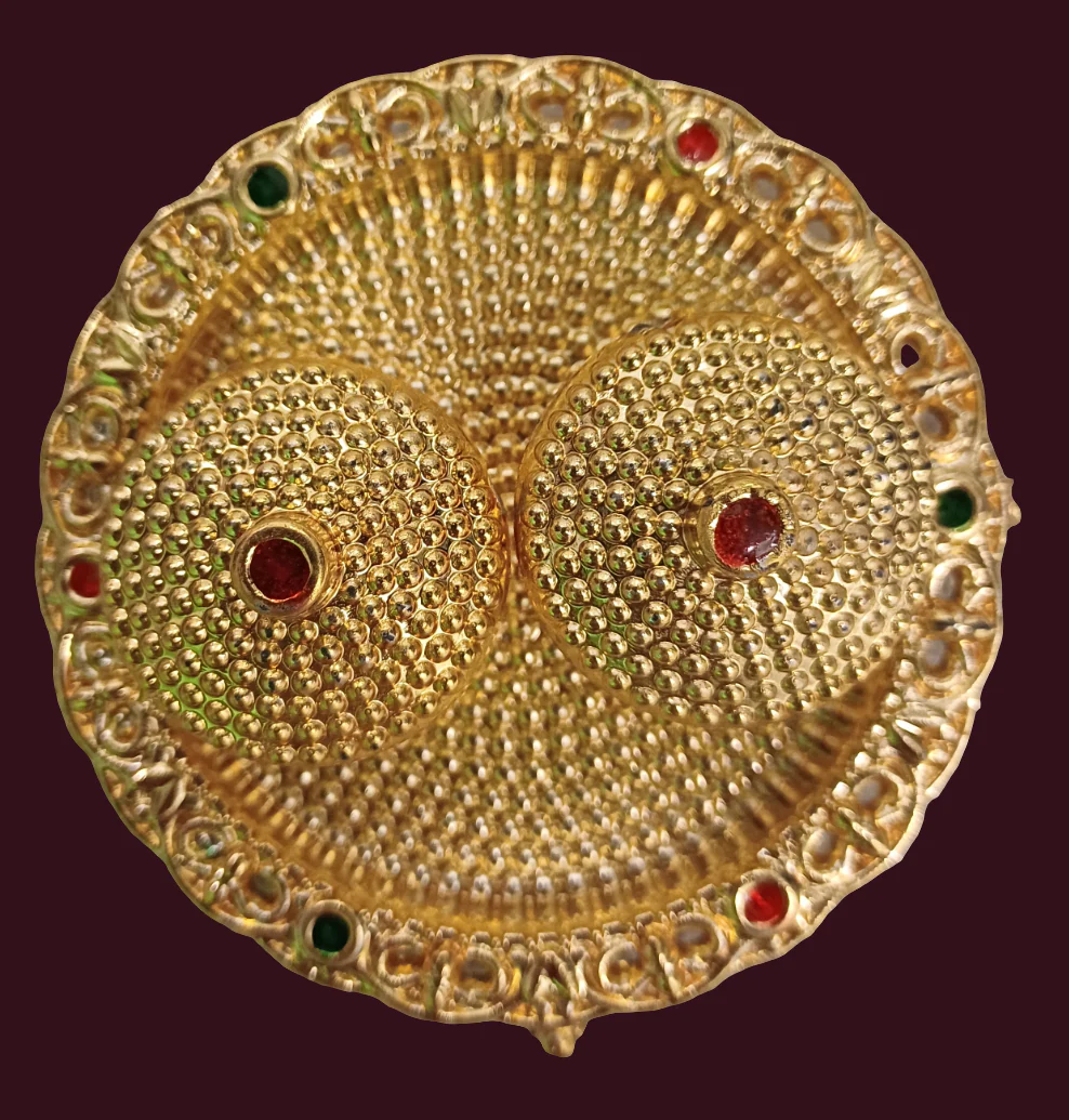 Kumkum Bharani With Plate - 1 x 3.5 Inches | Gold Colour Kumkum Box/ Sindoor Pot for Women - Image 10