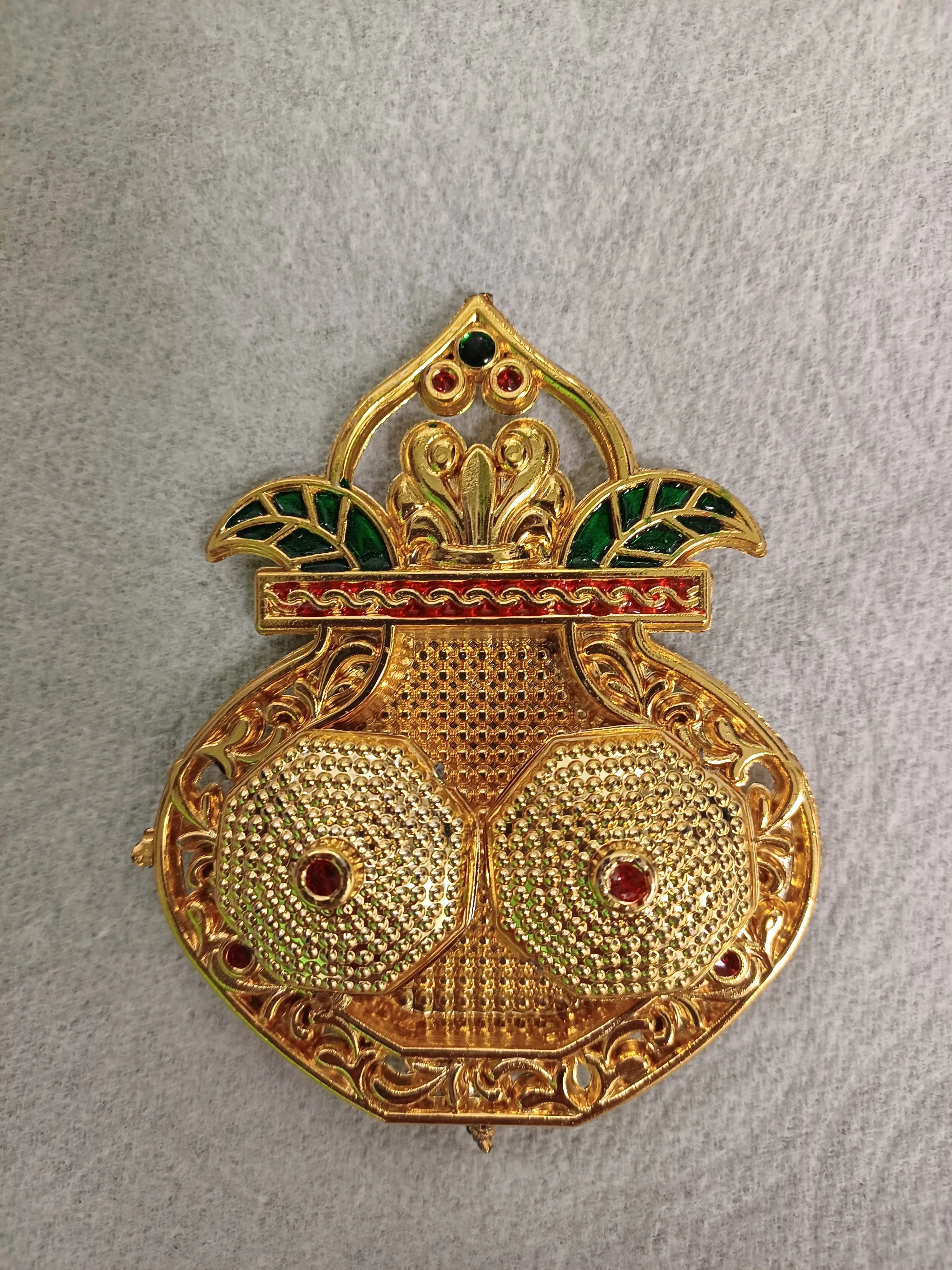 Kumkum Bharani With Plate - 1 x 3.5 Inches | Gold Colour Kumkum Box/ Sindoor Pot for Women - Image 4