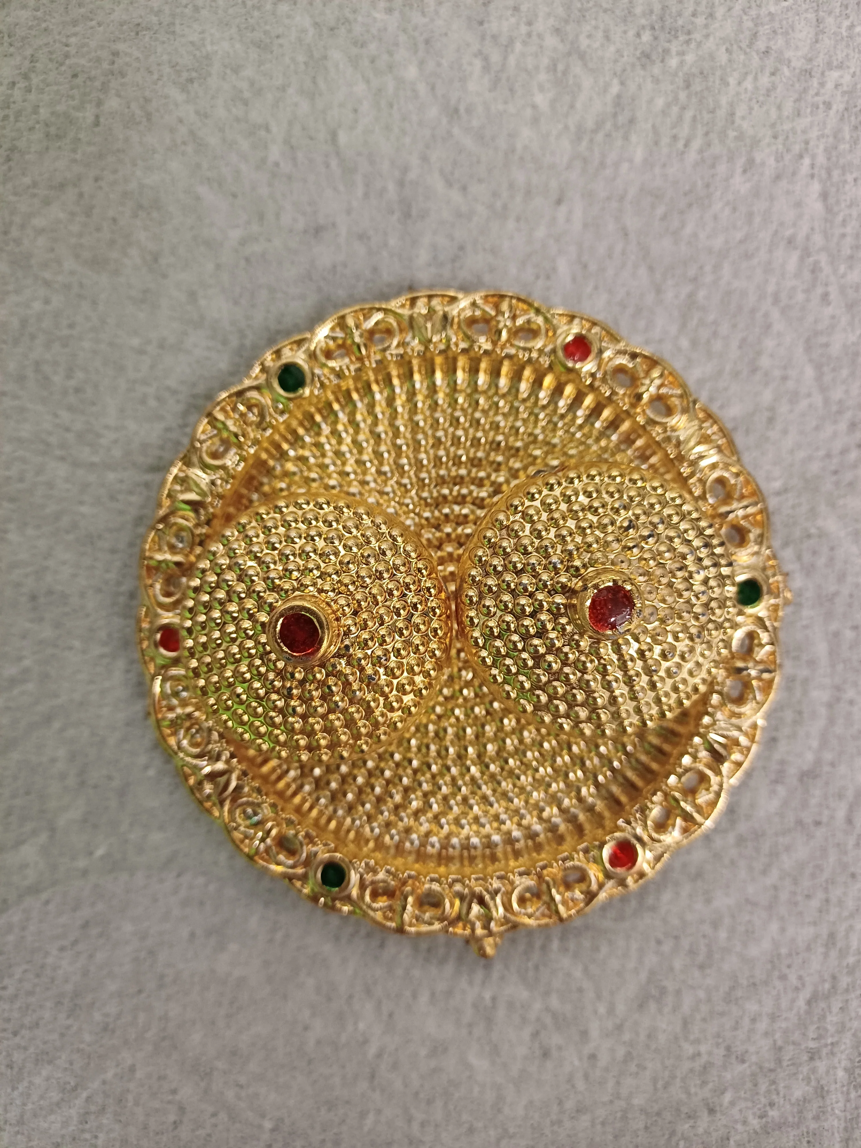Kumkum Bharani With Plate - 1 x 3.5 Inches | Gold Colour Kumkum Box/ Sindoor Pot for Women - Image 6