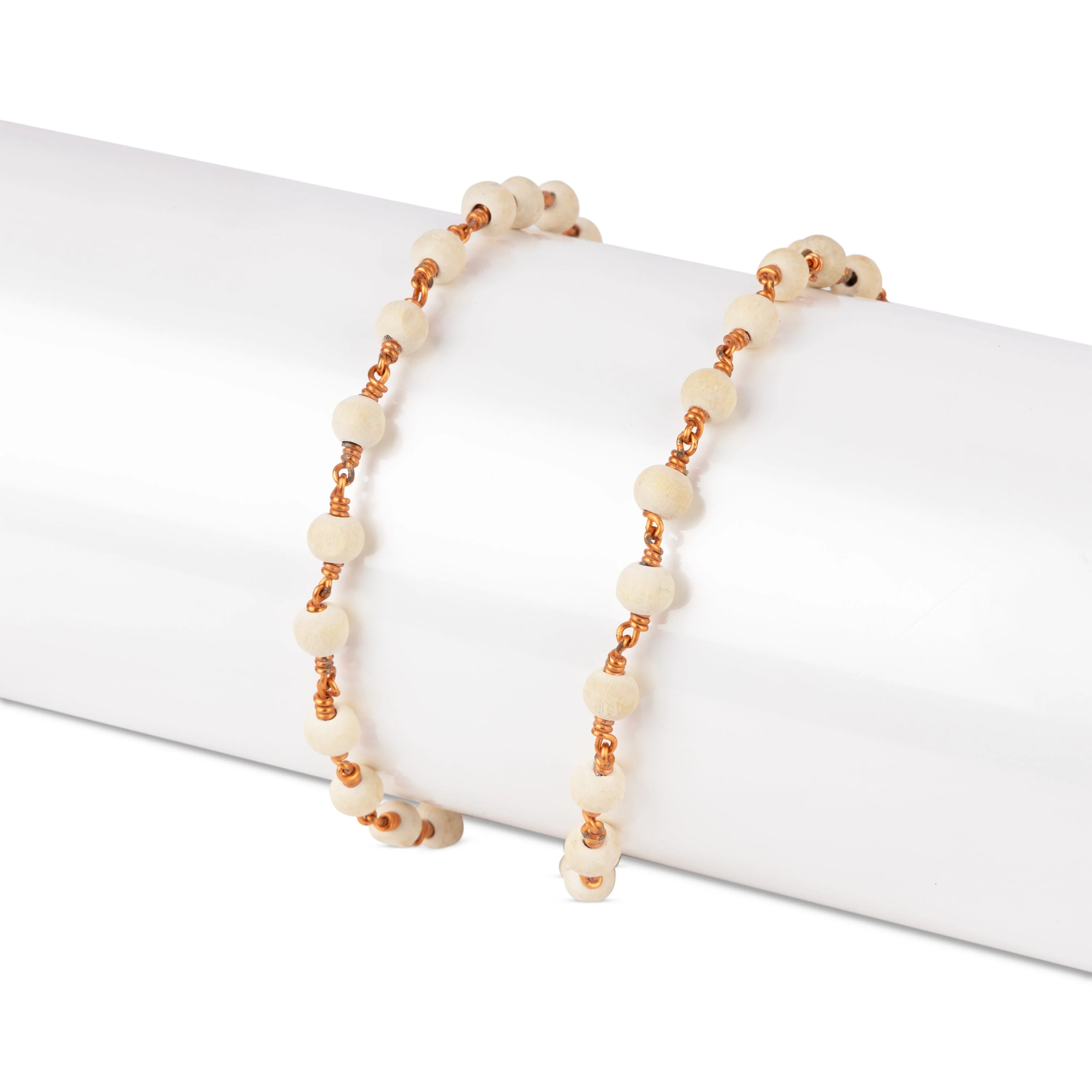 Tulsi Mala - 15 Inches | 8mm/ Tulasi Japa Mala/ Copper Knot Thulsi Mala/ 54 Beads Thulasi Mala for Meditation - Image 3